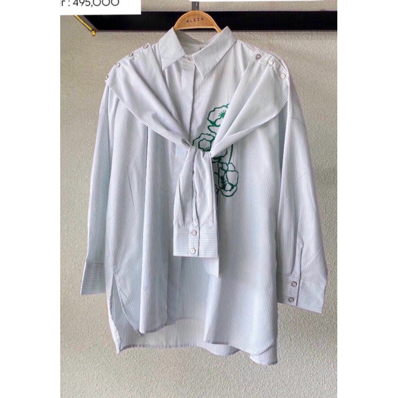 เสื้อเวียนนา สีเขียว Aleza