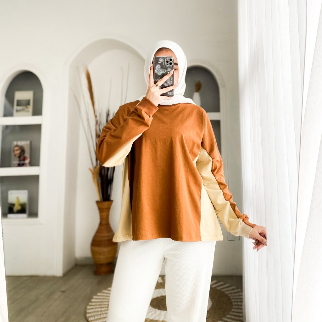 AUZURA COMBED BLOUSE - เสื้อเบลาส์ทูโทนผู้หญิง - เสื้อลําลองผู้หญิงแขนยาวลําลอง