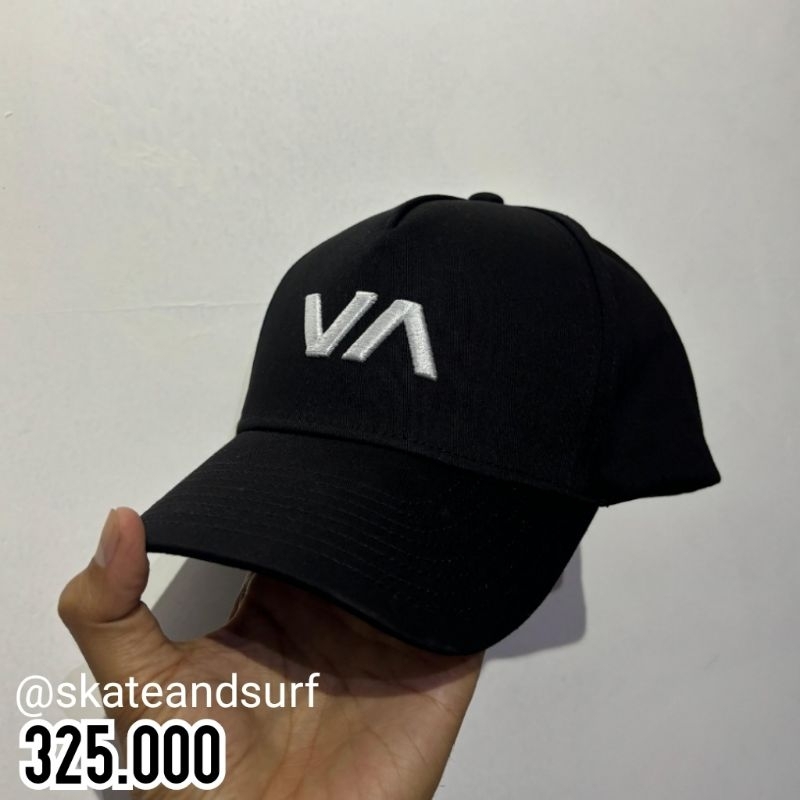 หมวก RVCA ดั้งเดิม**