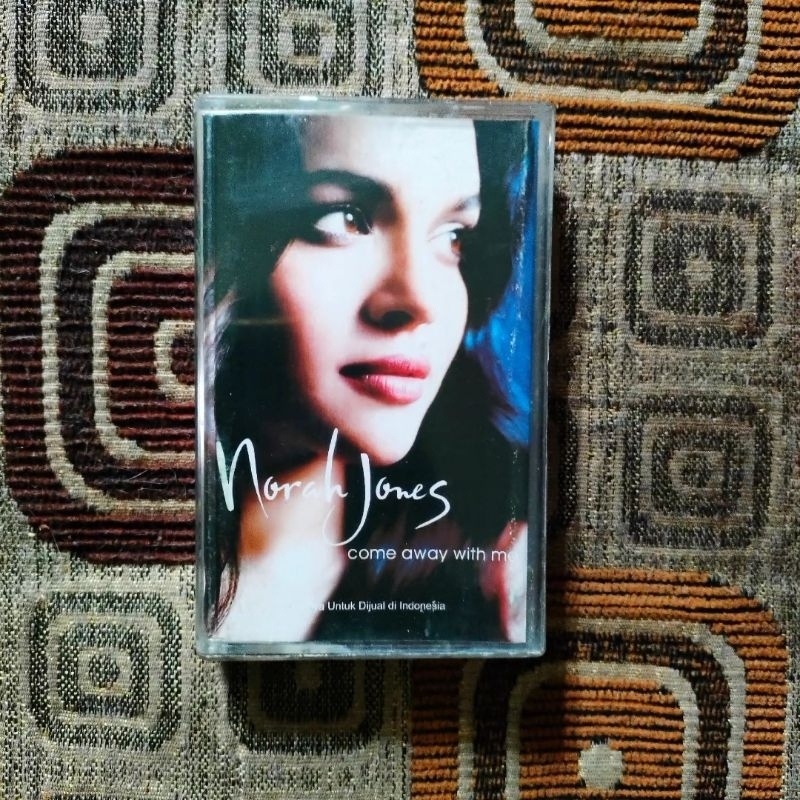 NORAH JONES-COME AWAY WITH ME ตลับเทป