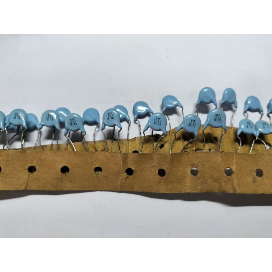 ตัวเก็บประจุเซรามิก 102K/1N 2KV