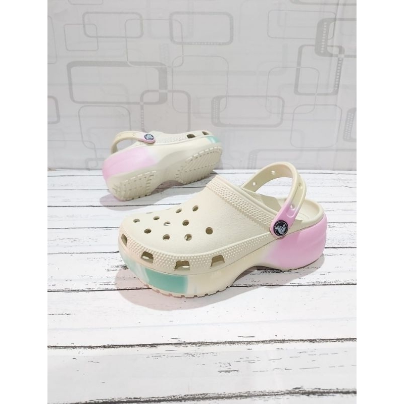 Crocs Classic platform Clog motif / crocs platform Clog / รองเท้าแตะผู้หญิง crocs