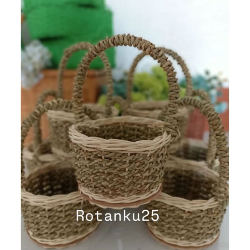 RATTAN BASKET / FLOWER BASKET / PARCEL / MINI BASKET / จัดส่งตะกร้า / ตะกร้าตกแต่ง