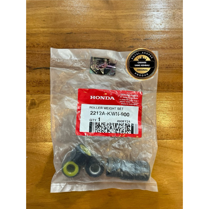 AM ROLLER SET PCX 125, PCX 150, VARIO 125 FI CBS HELM-IN (22123-KWN-900) ORIGINAL HONDA