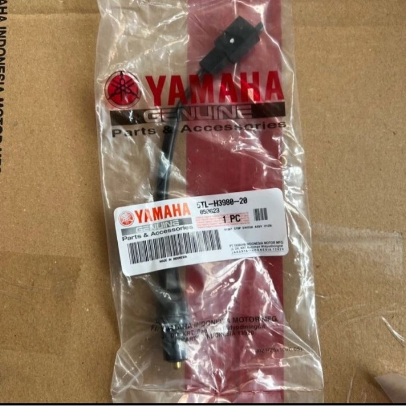 สวิตช์เบรกหน้าขวา YAMAHA MIO SPORTY SMILE SOUL FINO CARBON F1ZR JUPITER Z MX VEGA R ZR MIO J GT M3 Z