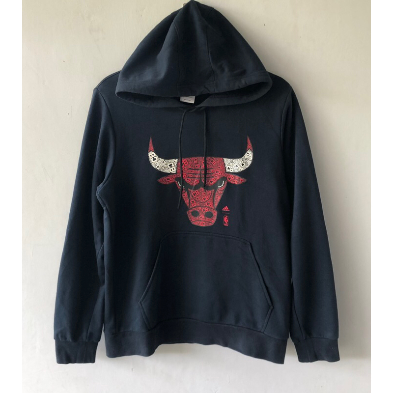 เสื้อมีฮู้ด Chicago Bulls Coleb Adidas สีกรมท่า