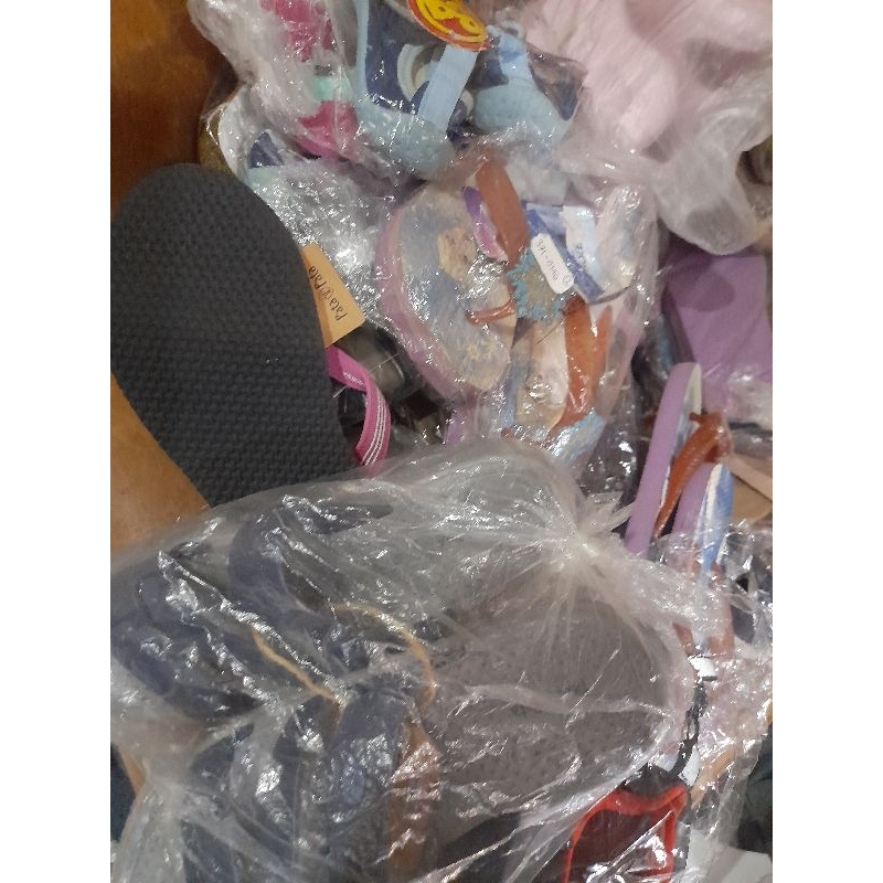 รองเท้าแตะ BRICK AUCTION