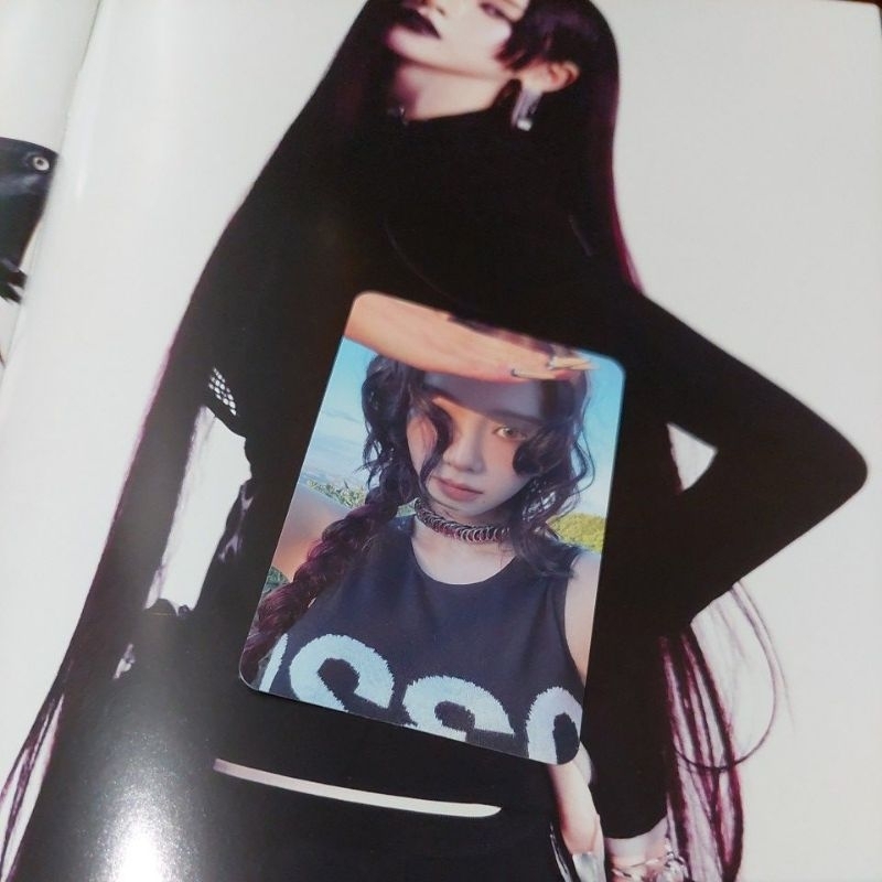 ( KARINA PHOTOCARD เท่านั้น ) AESPA THE 5TH MINI ALBUM " WHIPLASH" KARINA OFFICIAL PHOTOCARD - รุ่น 