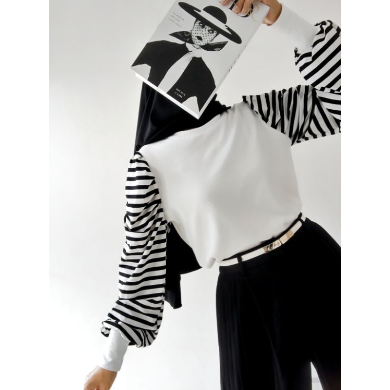 Minimalisttyle - RUFFELA Puffy Blouse Top Puff Balloon Sleeve Top