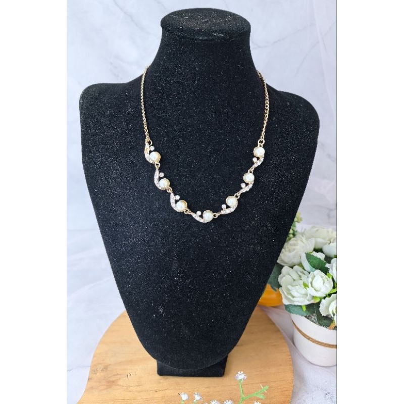 สร้อยคอแถวมุก - npr460209