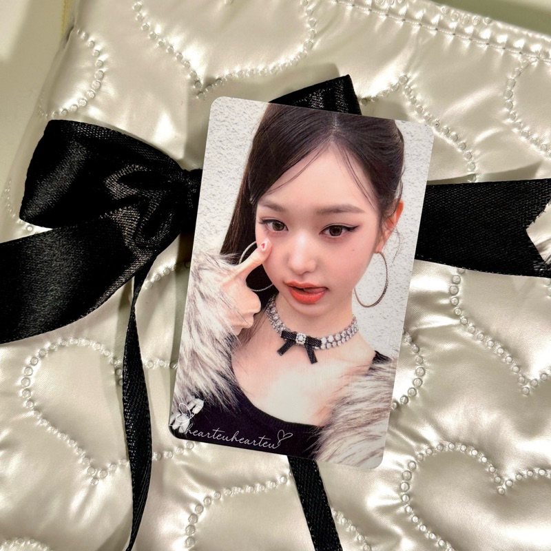 Hearteuhearteu [READY STOCK INA] [OFFICIAL] IVE Jang Wonyoung Photocard จาก POB Withmu lucky Draw er