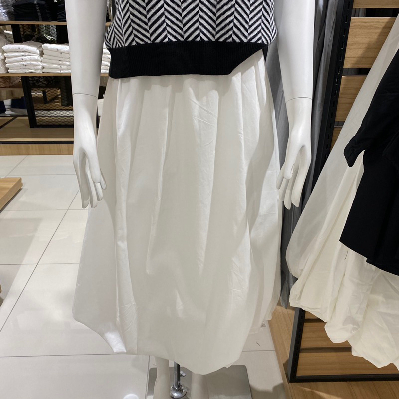 กระโปรง Zara Connexion