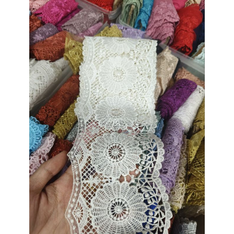 ล้อ/ดอกไม้ MOTIF DESIGN EMBROIDERY ลูกไม้ต่อ 45CM