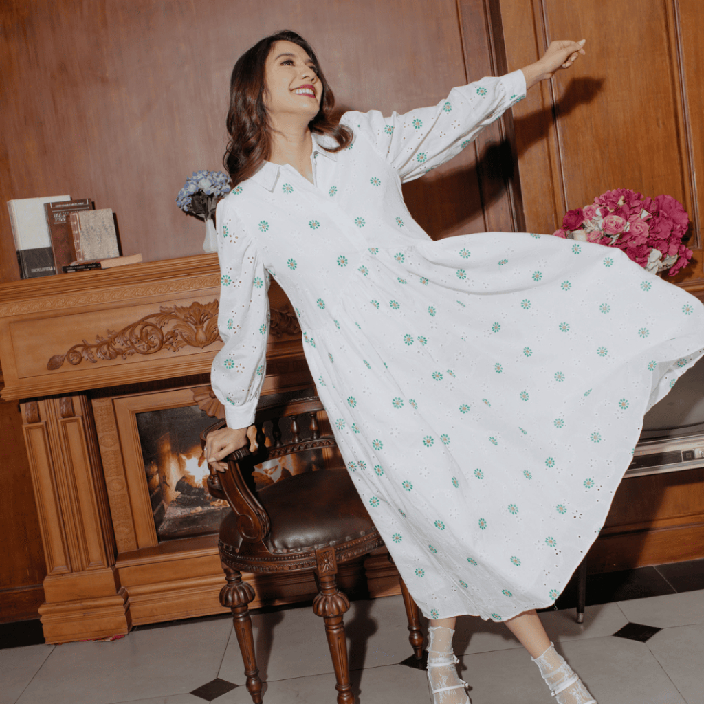 MIROIR - เดรสงานปัก Onnie สีขาว