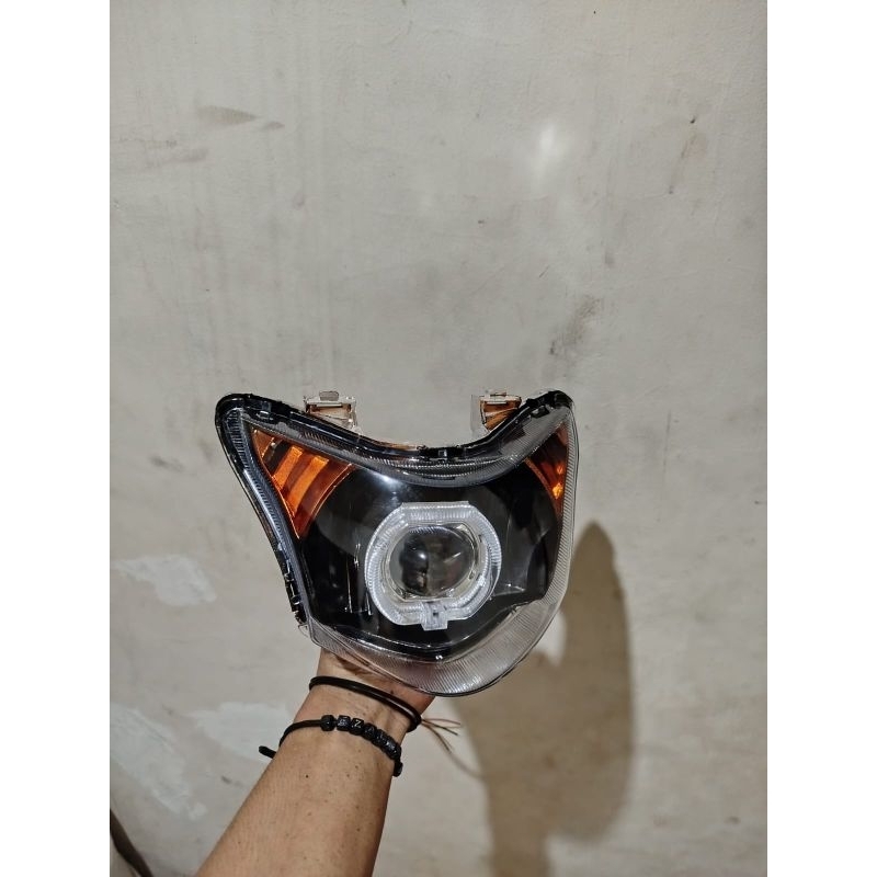 Revo Fi Custom สีดําสีส้มไฟหน้า Reflector Plus Bild Ala Ala Ala Ala Ala 2.5 นิ้ว PNP ติดตั้งแล้ว