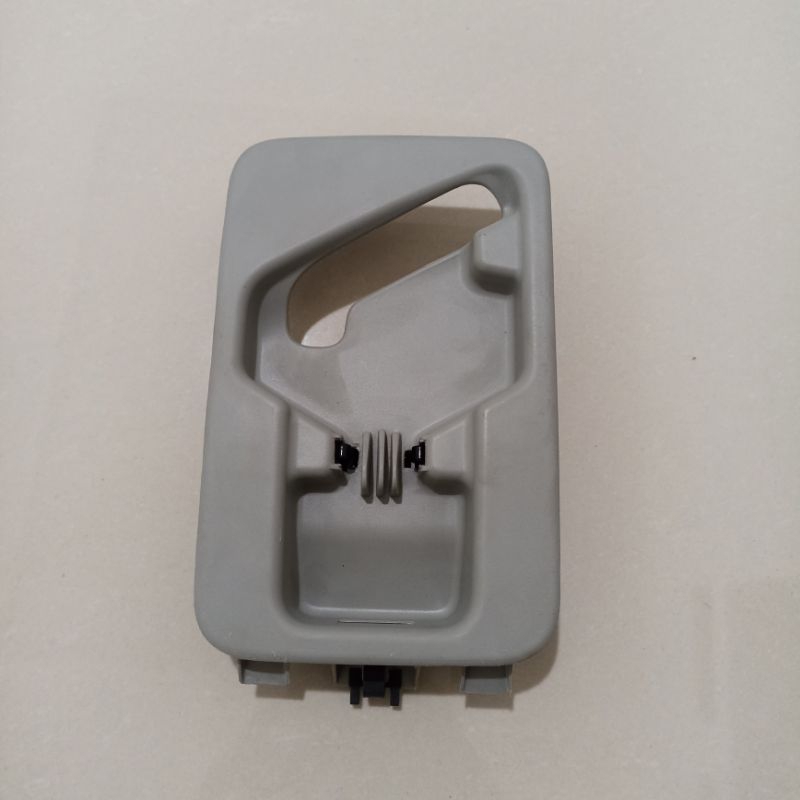 Original Hilux Sw4 2016-2020 กรอบสายพานหลังกลาง 73139-KK020