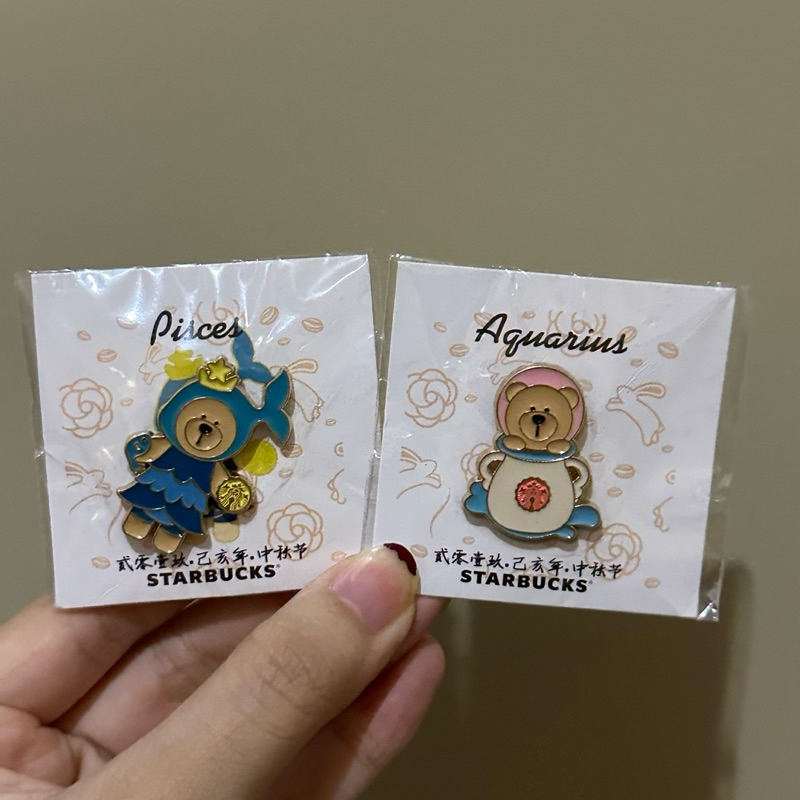 ใหม่ Starbucks Zodiac Enamel Pisces & Aquarius Original Starbucks Enamel Pin