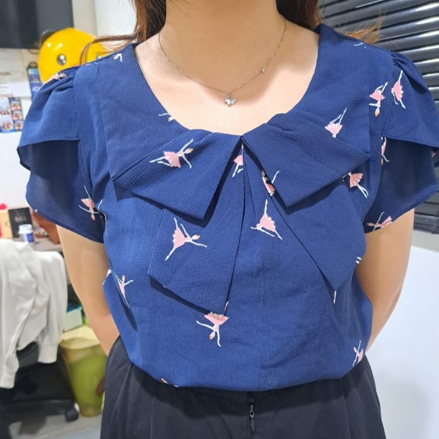 LAY OUT By Degas เสื้อเชิ้ตผู้หญิง