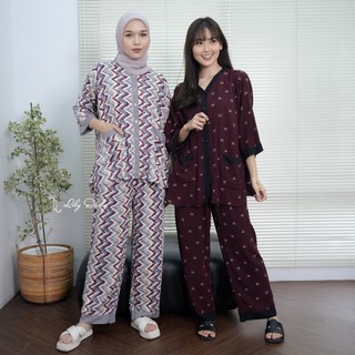Michi Set Full Kancing Kombinasi Rayon Motif dan Rayon Polos Lengan 3/4 by Lily Daily