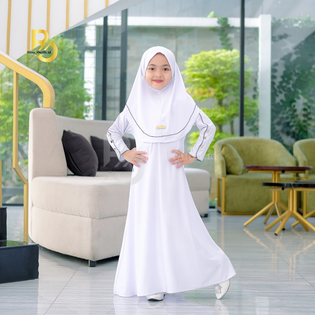 Putih เด็กผู้หญิง Gamis 3-10 ปีวัสดุเจอร์ซีย์ชุดฮิญาบ / แผ่นปีกค้างคาวเด็ก Abaya / Gamis สีขาวสําหรับเด็ก