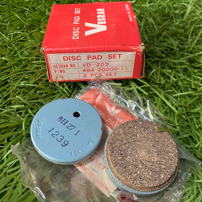 ผ้าเบรคหน้า RX 100 RS 100 125 RD 125 DISC PAD YAMAHA RX100 RS100 RS125 RD125