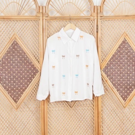 Kemeja Mf - MNF CQUETTE RIBBON BLOUSE ล่าสุดอย่างเป็นทางการสํานักงานแฟชั่นเสื้อผ้า EMBROIDERED / YOS