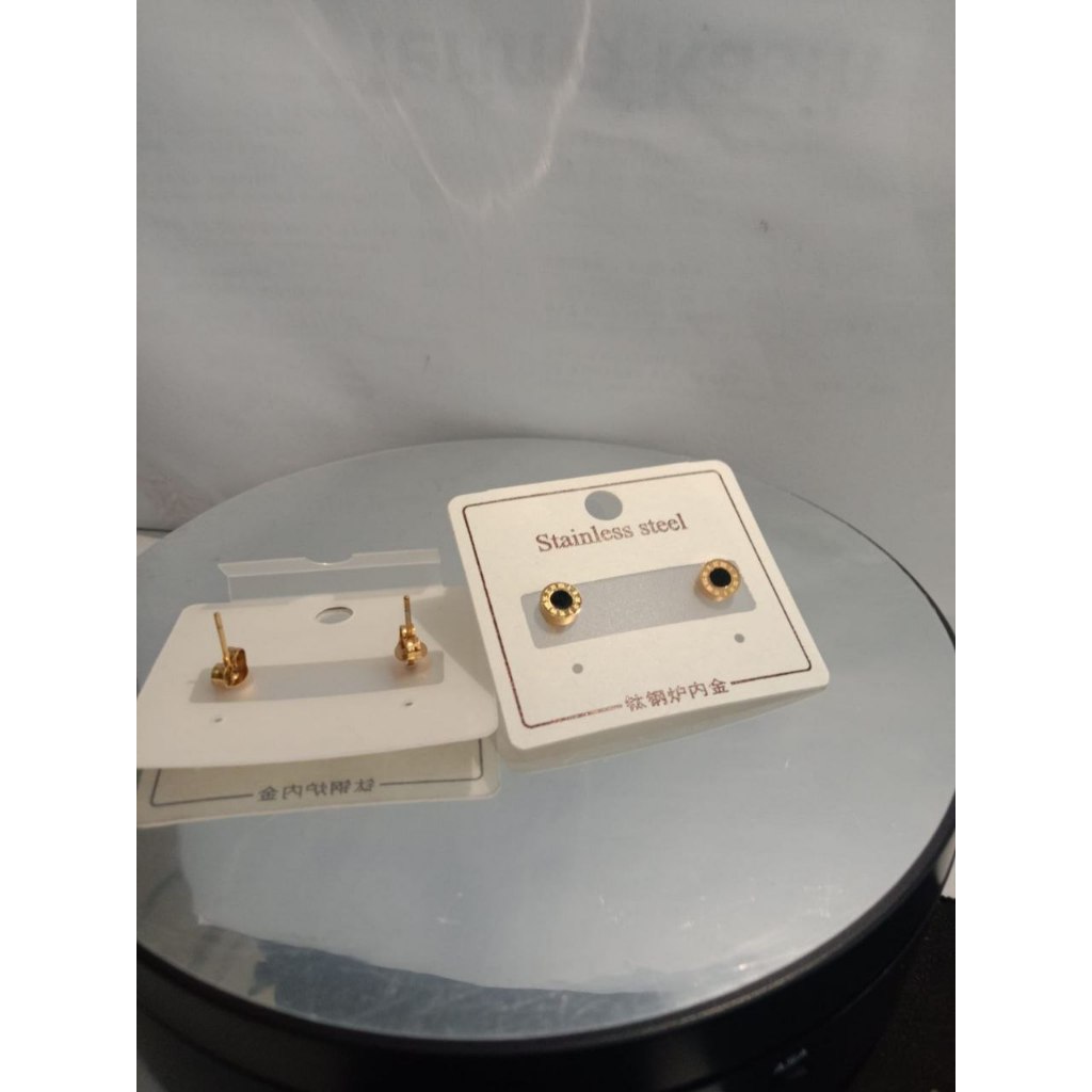 MATA Reva - ต่างหูไทเทเนียมตาสีดําล่าสุดตลอดกาล