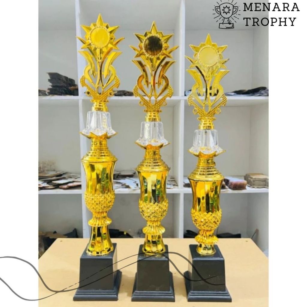 CHAMPION CUP 1-3 CUP PINEAPPLE GLASS STARFRUIT ความสูง 61-66 ซม.