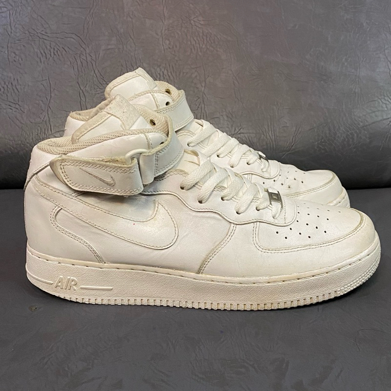 Sz44 รองเท้า Nike Air Force 1 Mid White มือสอง