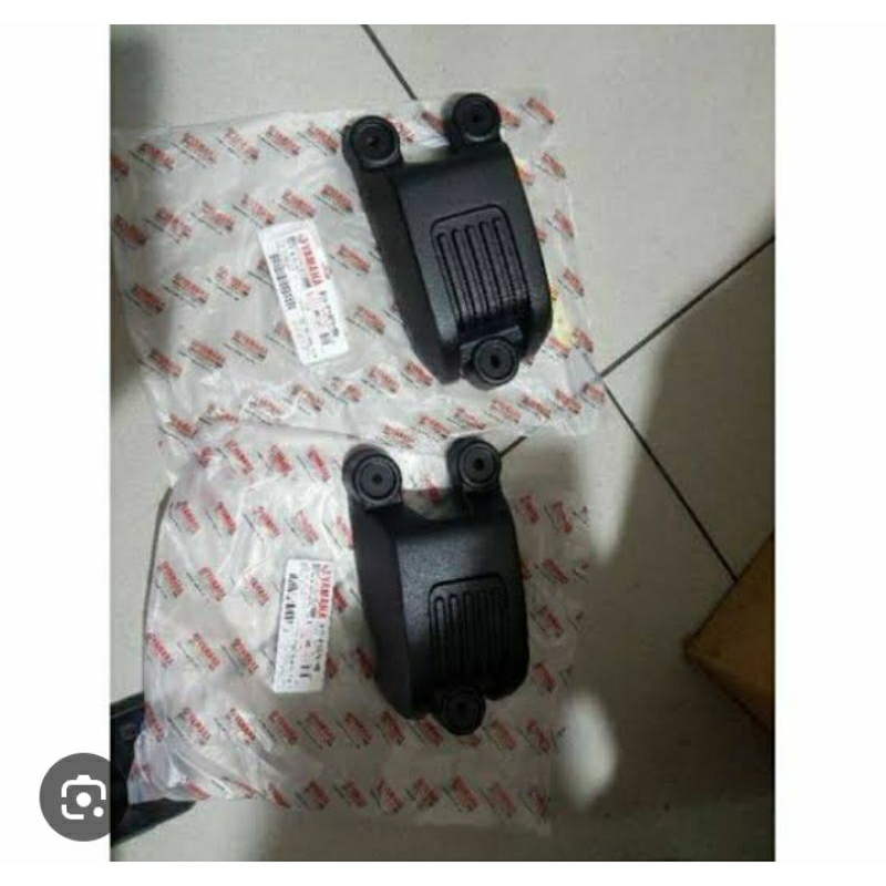 SCOOP AIR COVER SIDE DELTABOX RIGHT LEFT YAMAHA XSR 155 ORIGINAL YAMAHA B1V-F137X-00 B1V-F137W-00