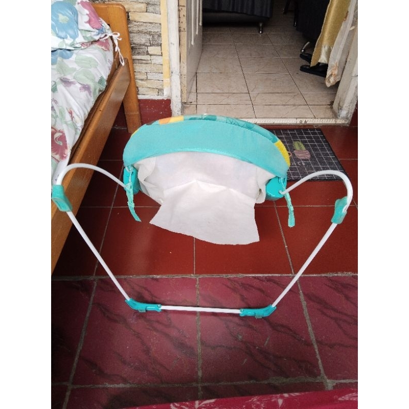 Preloved Sugar Baby Baby Lounge Chair