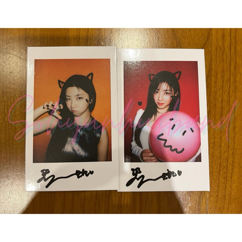 ชุดนิตยสาร tripleS Park Sohyun POB อย่างเป็นทางการ Polaroid Deling