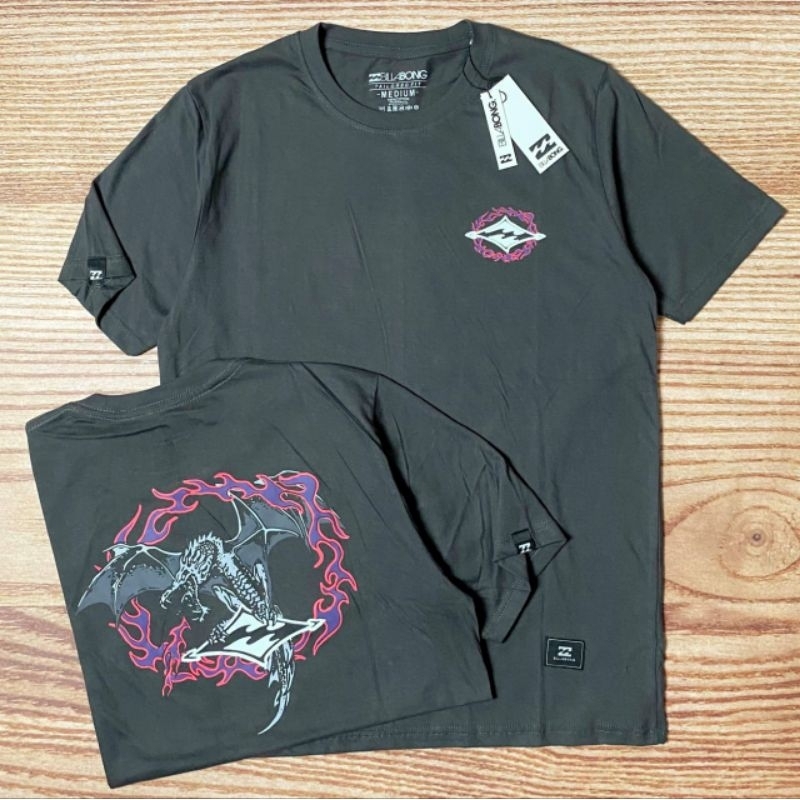 Billabong Mens Distro Surfing เสื้อยืดสีเทาเข้มด้านหน้าและด้านหลังหน้าจอการพิมพ์ Cool เสื้อยืดผู้ชายล่าสุด Motif