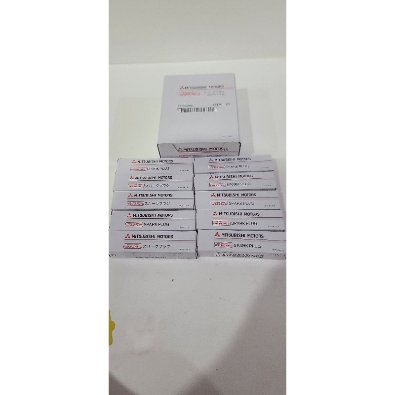 หัวเทียนอิริเดียมสําหรับ mirage xpander ใหม่ทั้งหมด livina LZFR5BI-11 NGK 1822A86- 1PC