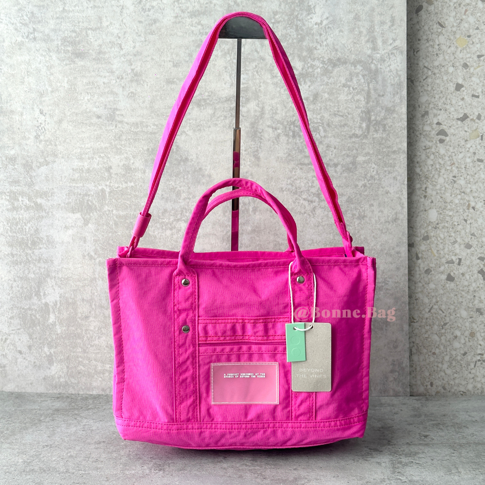 Btv CarryAll Nylon Medium Tote Zipper Zipper Laptop Bag Work College Office Waterproof Long Strap คุณภาพสูง