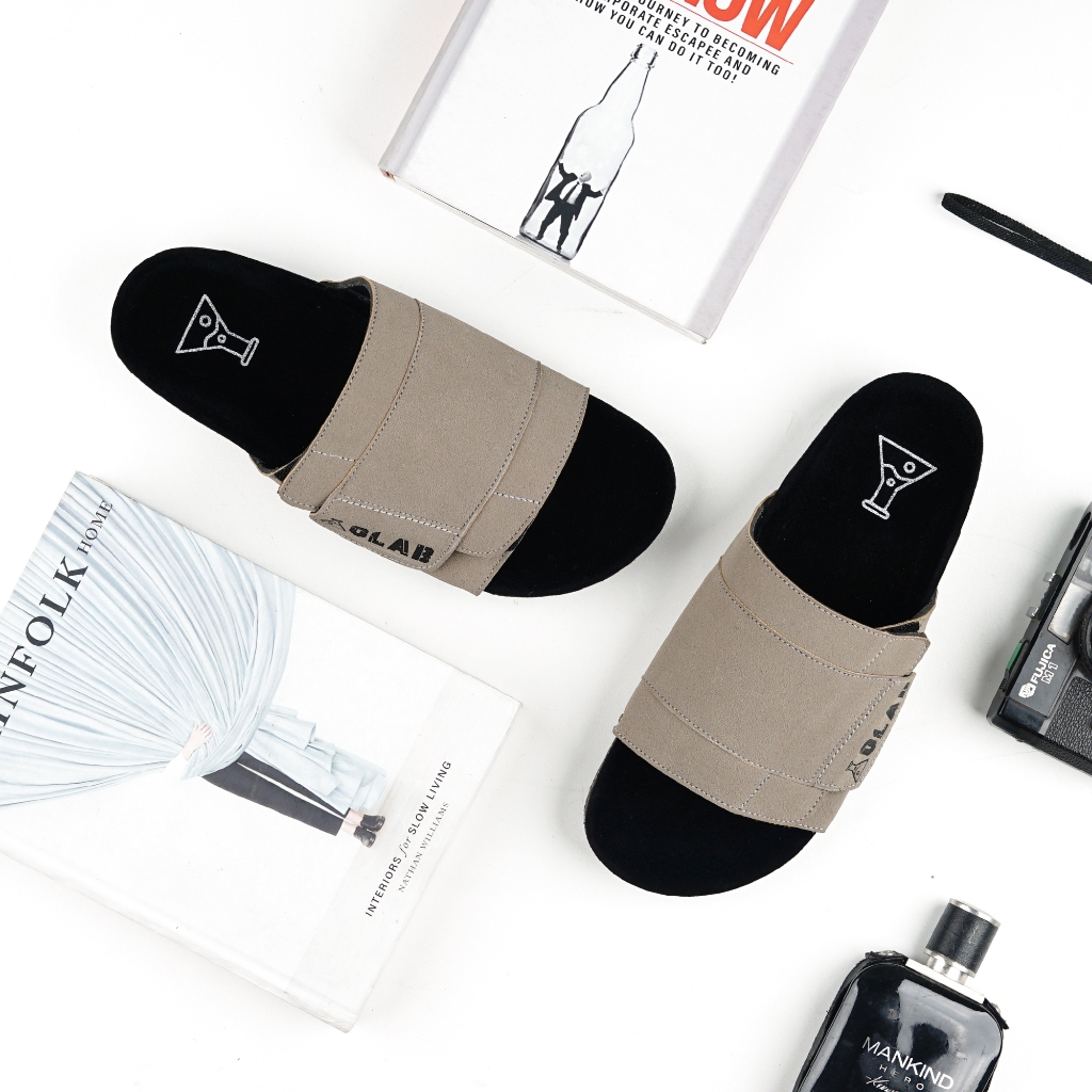 Iqlab Footwear - Cleo Grey - รองเท้าแตะลําลอง - รองเท้าแตะสไลด์ - Slip On Sandals - รองเท้าแตะ Slop