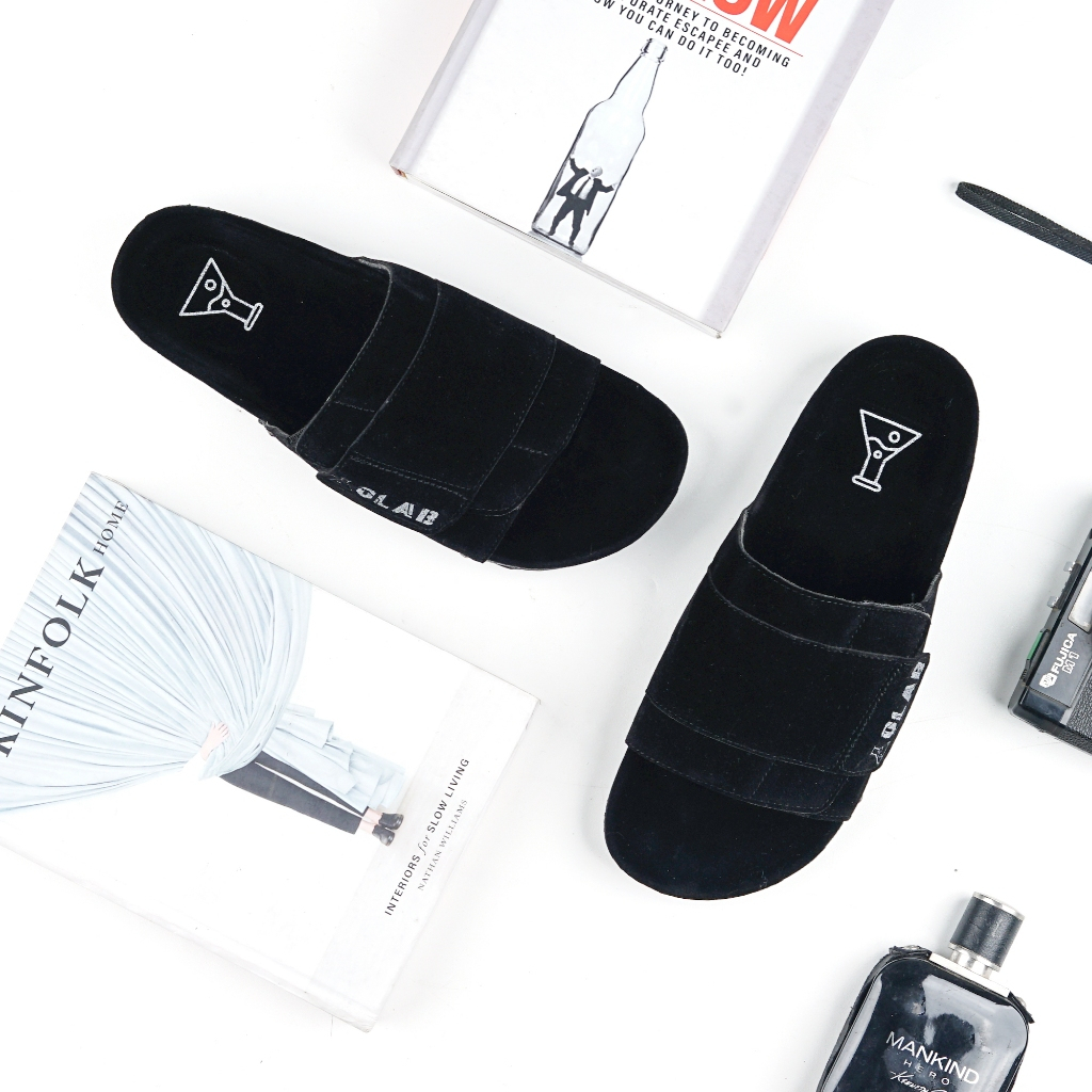 Iqlab Footwear - MR.Black - รองเท้าแตะลําลอง - รองเท้าแตะแบบสวม - รองเท้าแตะสไลด์ - รองเท้าแตะ Slop