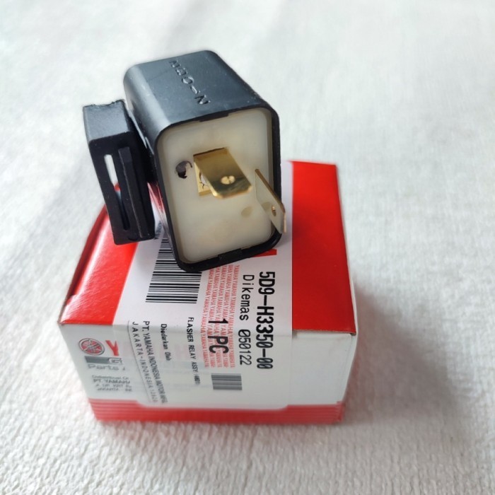 รีเลย์ Flasher ไฟเลี้ยว Yamaha Vega ZR RR, Mio M3, Mio J, Soul GT, XRide 115 5D9-H335-00