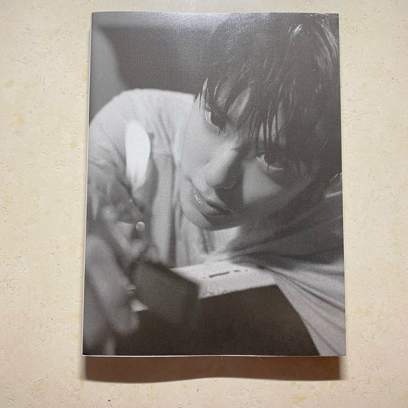[ ไม่มีโฟโต้การ์ด ] JAEHYUN SOLO ALBUM J VER PHOTOBOOK