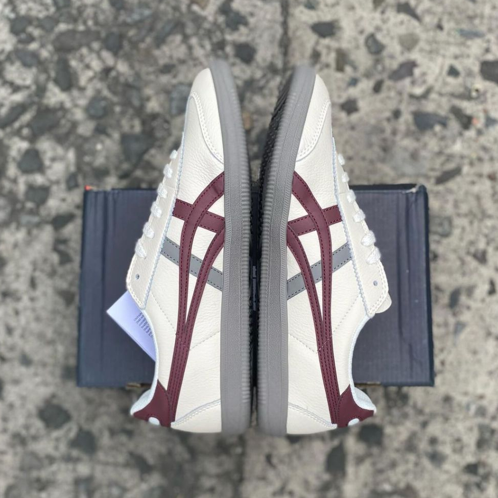 ONITSUKA TIGER TOKUTEN รองเท้าผู้ชายรองเท้าผ้าใบรองเท้าผู้หญิง