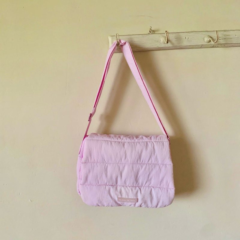 BTV Beyond The Vines Pofy Bag preloved
