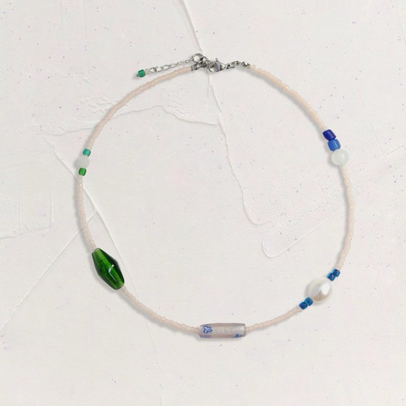 พร้อมสร้อยคอ Asa Lilith - ลูกปัดแก้ว