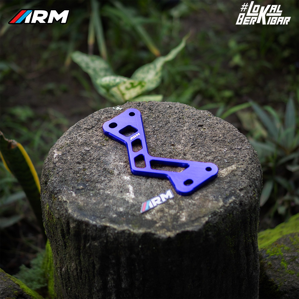 MIO FULL CNC EXHAUST ARM BRACKET