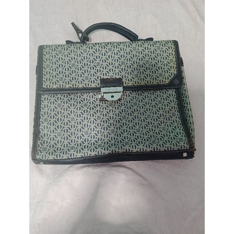 กระเป๋าแล็ปท็อป Louis Quatorze LQ