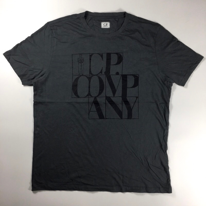 เสื้อยืด Policeman โดย CP COMPANY