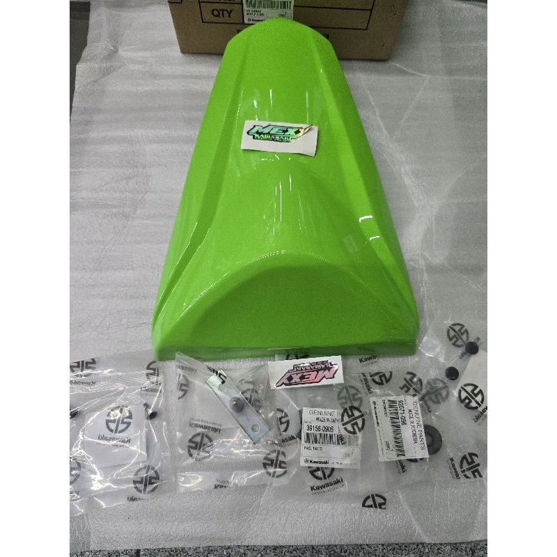 HIJAU ชุดที่นั่งเดี่ยว SINGLE SIT RR ใหม่สีเขียวแสง 99994-0317-777 ORIGINAL KAWASAKI NINJA TWO-STROO
