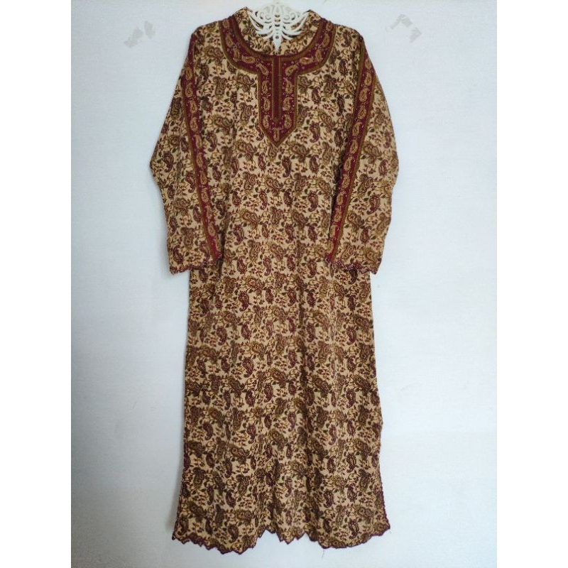 Preloved Indian Pasley Brown Maroon Batik Cotton Motif Dress สําหรับผู้หญิง
