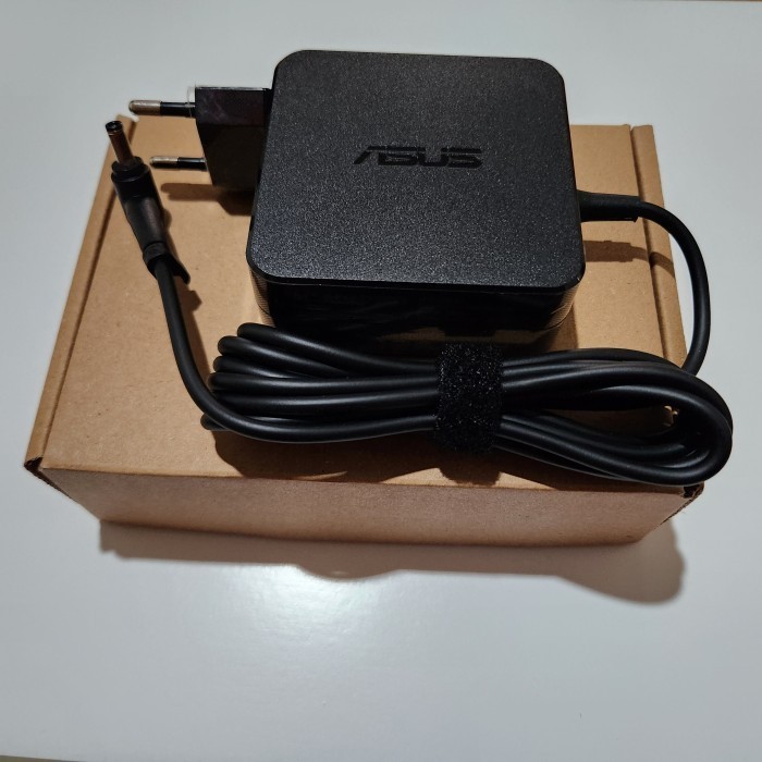 Asus VivoBook GO E1504 E1504F E1504FA E1504G E1504GA แล็ปท็อปอะแดปเตอร์ชาร์จ 4.5*3.0 มม.