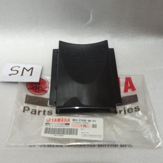 บังโคลน 2, การเชื่อมต่อบังโคลนหลัง Yamaha R15 V3 BK6-F162R-00-P3