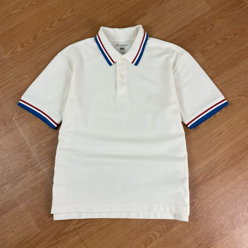 เสื้อโปโล Uniqlo JWA Tapped